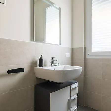 Kaizen House - Bilocale De Angeli Apartment Milan